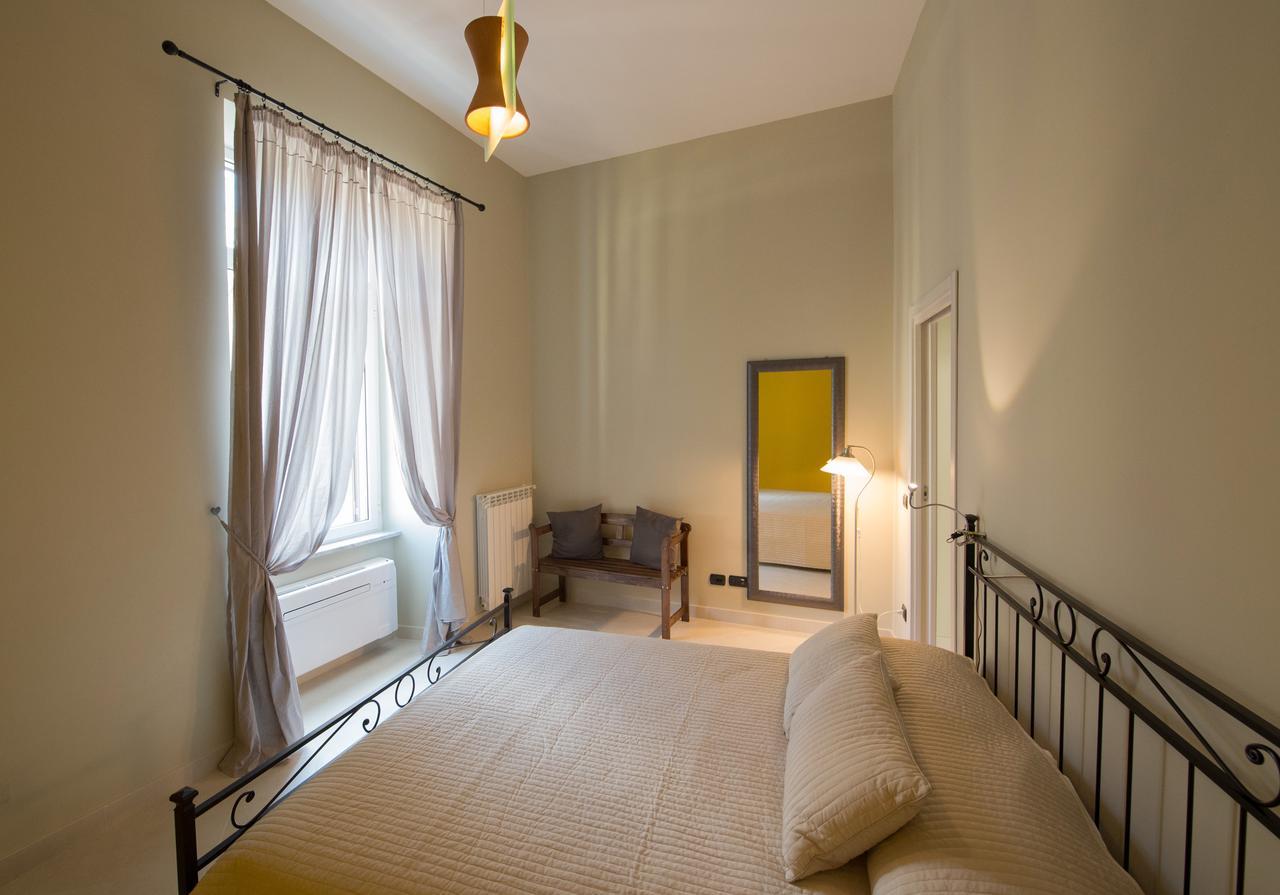 Duomo Regina Apartments Napoli Ngoại thất bức ảnh