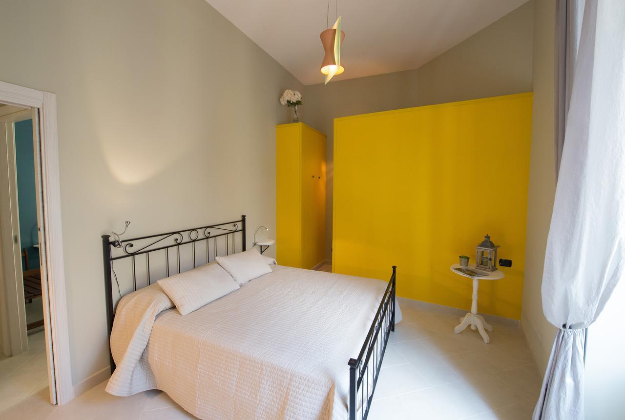 Duomo Regina Apartments Napoli Ngoại thất bức ảnh
