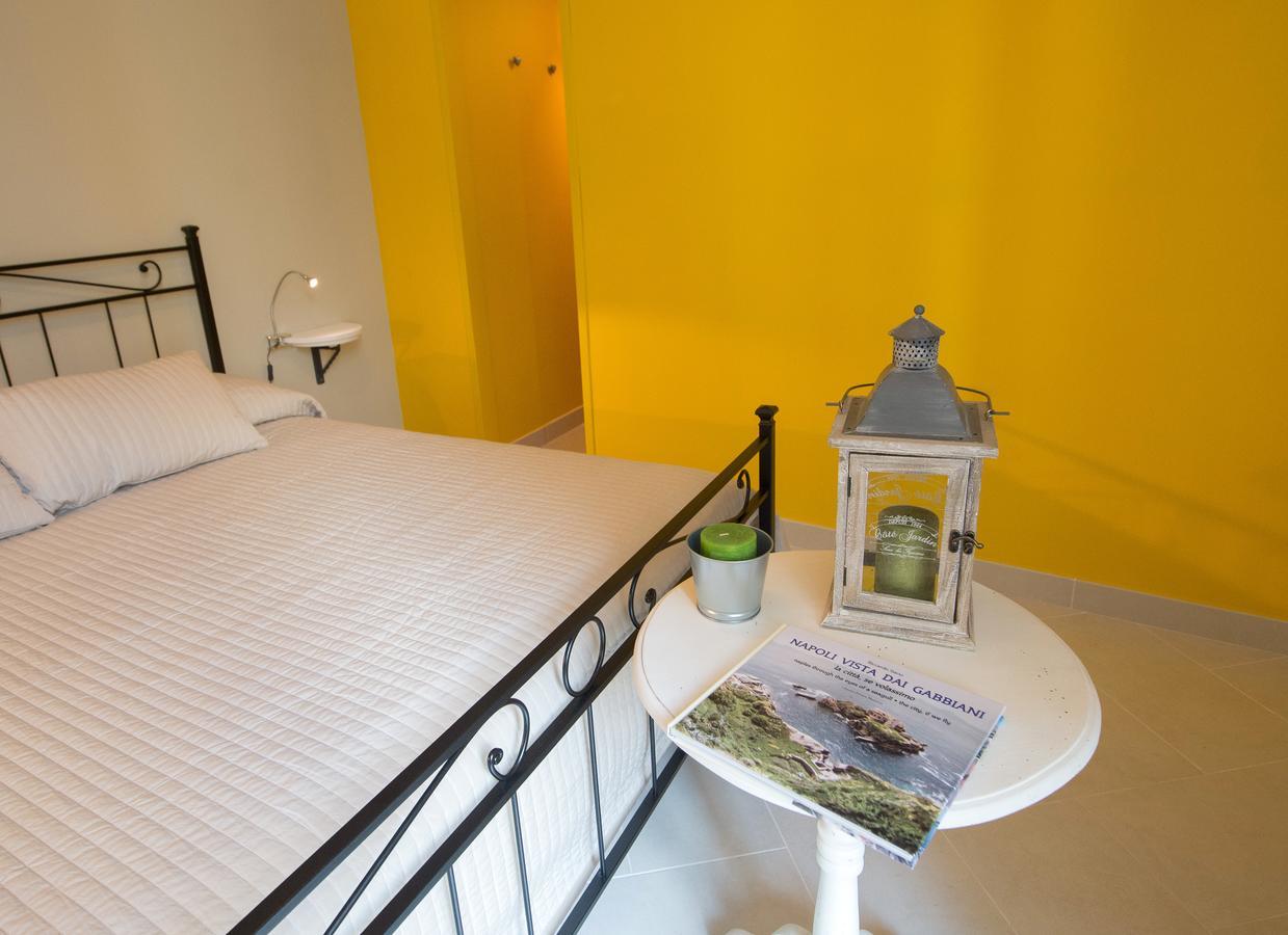 Duomo Regina Apartments Napoli Ngoại thất bức ảnh