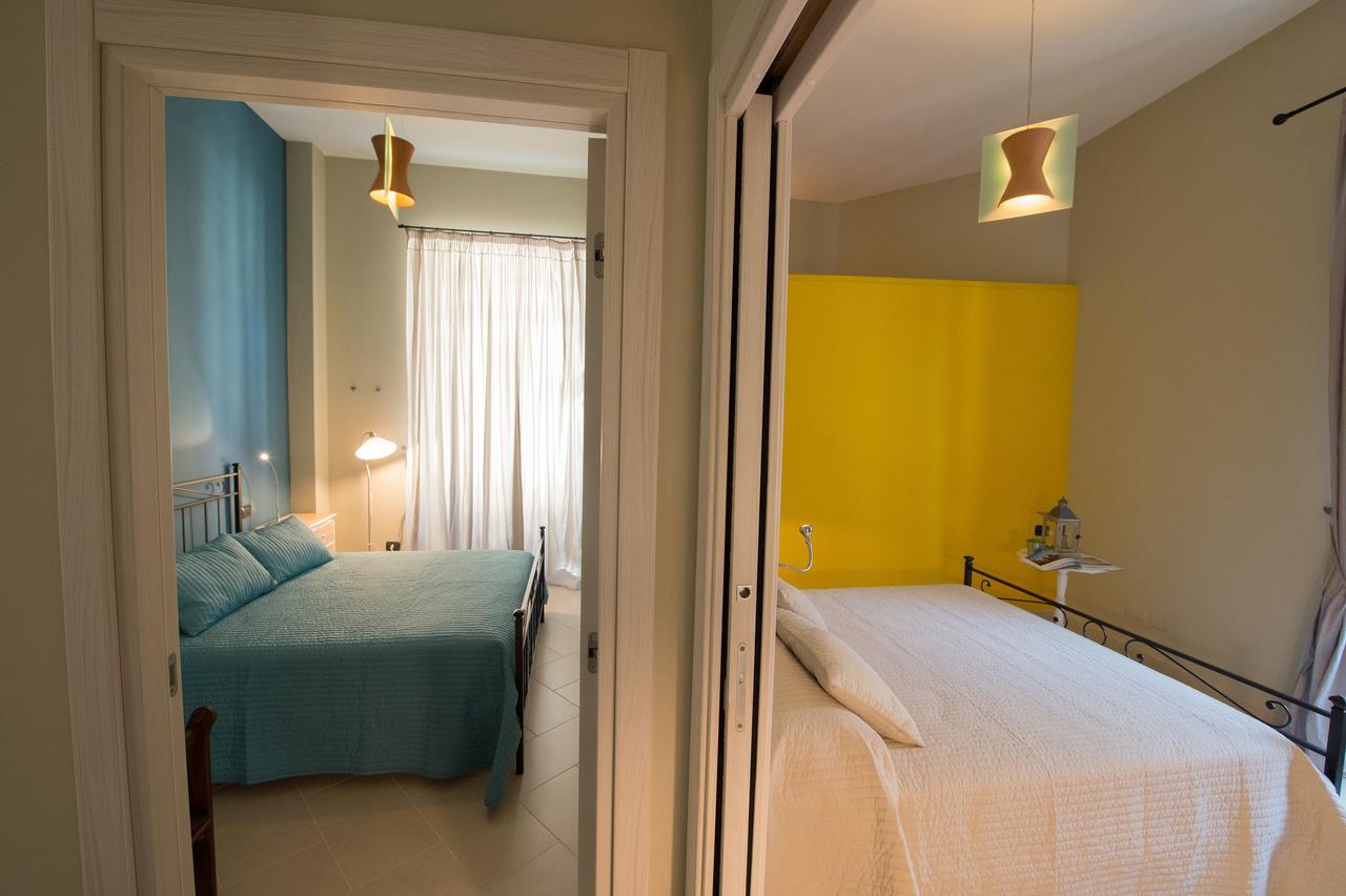 Duomo Regina Apartments Napoli Ngoại thất bức ảnh